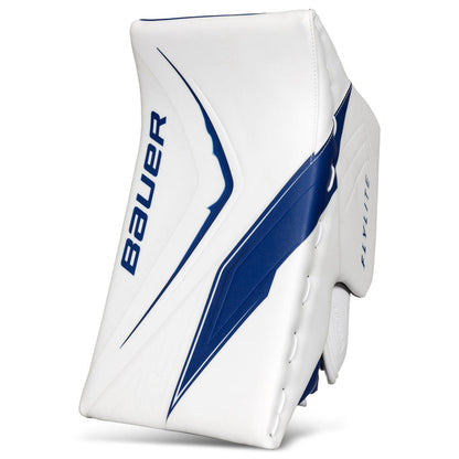 https://www.thehockeyshop.com/cdn/shop/files/bauer-blockers-bauer-vapor-flylite-senior-goalie-blocker-white-blue-regular-1167373745_720x.jpg?v=1747416460