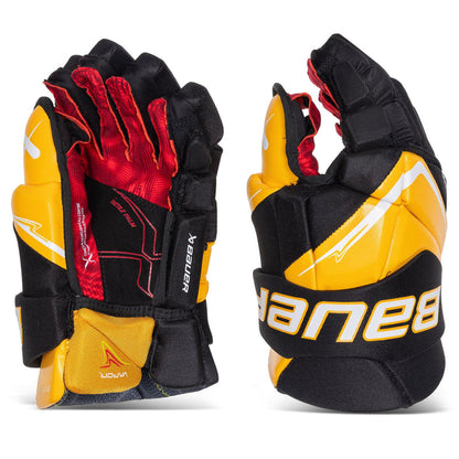 https://www.thehockeyshop.com/cdn/shop/files/bauer-gloves-bauer-vapor-fly40-senior-hockey-gloves-black-gold-14-1174744574_720x.jpg?v=1768173471