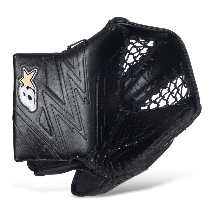 https://www.thehockeyshop.com/cdn/shop/files/brian-s-catchers-brian-s-optik-x4-junior-goalie-catcher-black-regular-1167122135_720x.jpg?v=1768178641
