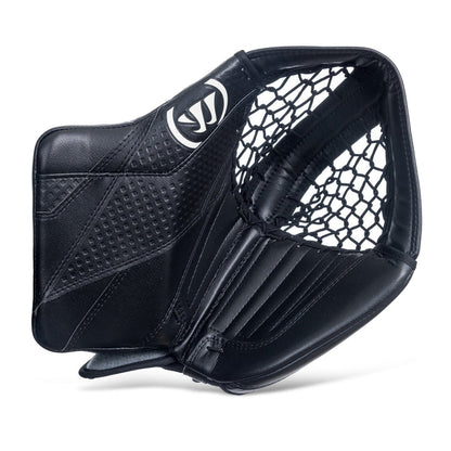 https://www.thehockeyshop.com/cdn/shop/files/warrior-catchers-warrior-g7-senior-goalie-catcher-black-regular-31466695131202_720x.jpg?v=1713282087